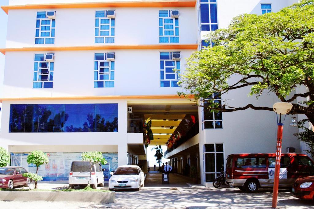 Cleverlearn Residences Isla de Mactán Exterior foto